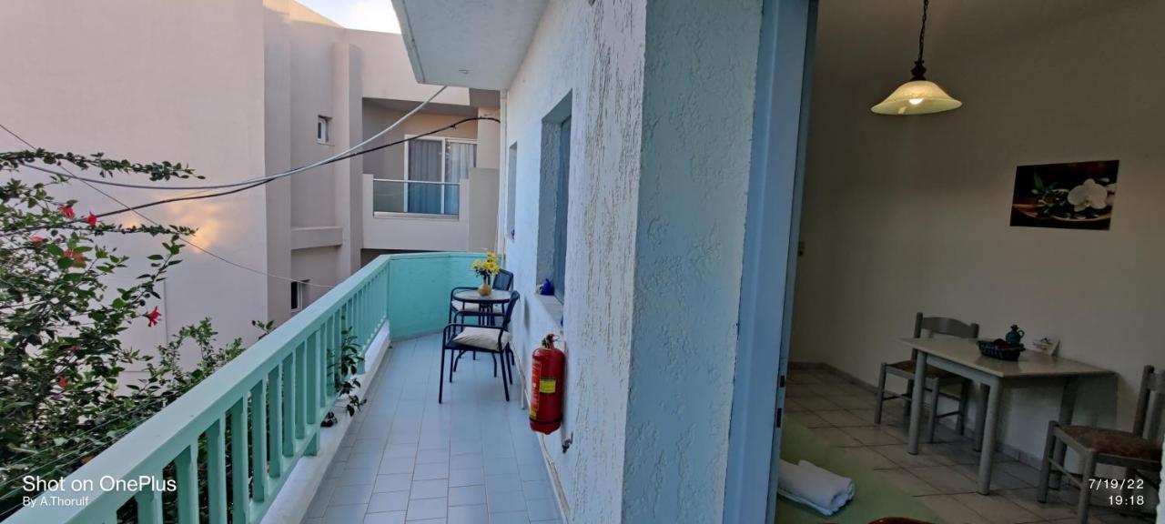 Mary'S Studios Agia Pelagia  Exterior photo