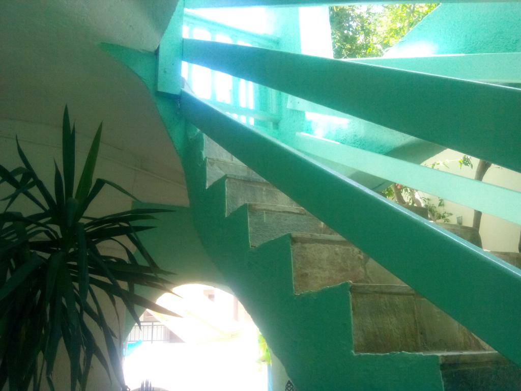 Mary'S Studios Agia Pelagia  Exterior photo
