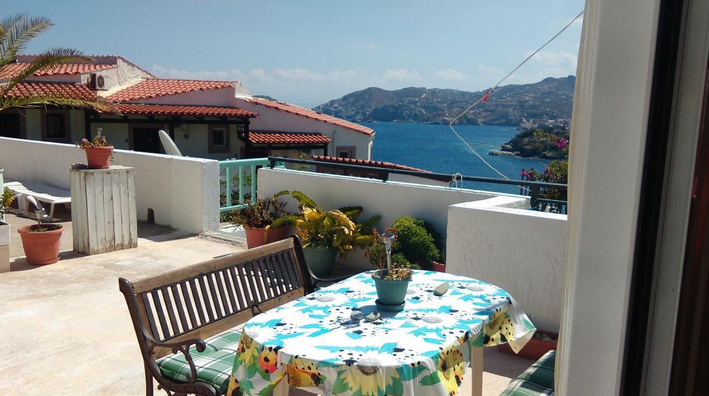Mary'S Studios Agia Pelagia  Exterior photo