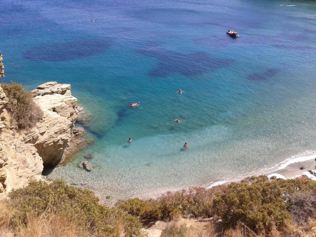 Mary'S Studios Agia Pelagia  Exterior photo